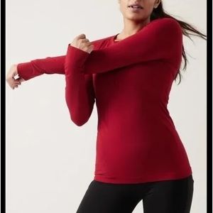 NWOT Athleta Momentum long sleeve seamless top